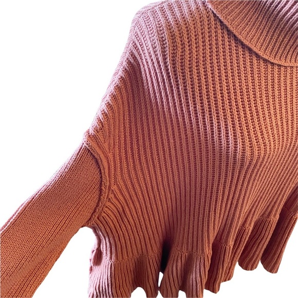 Free People NWT Layer Cake Rose Icing Pullover Sweater Size Small - Picture 4 of 8